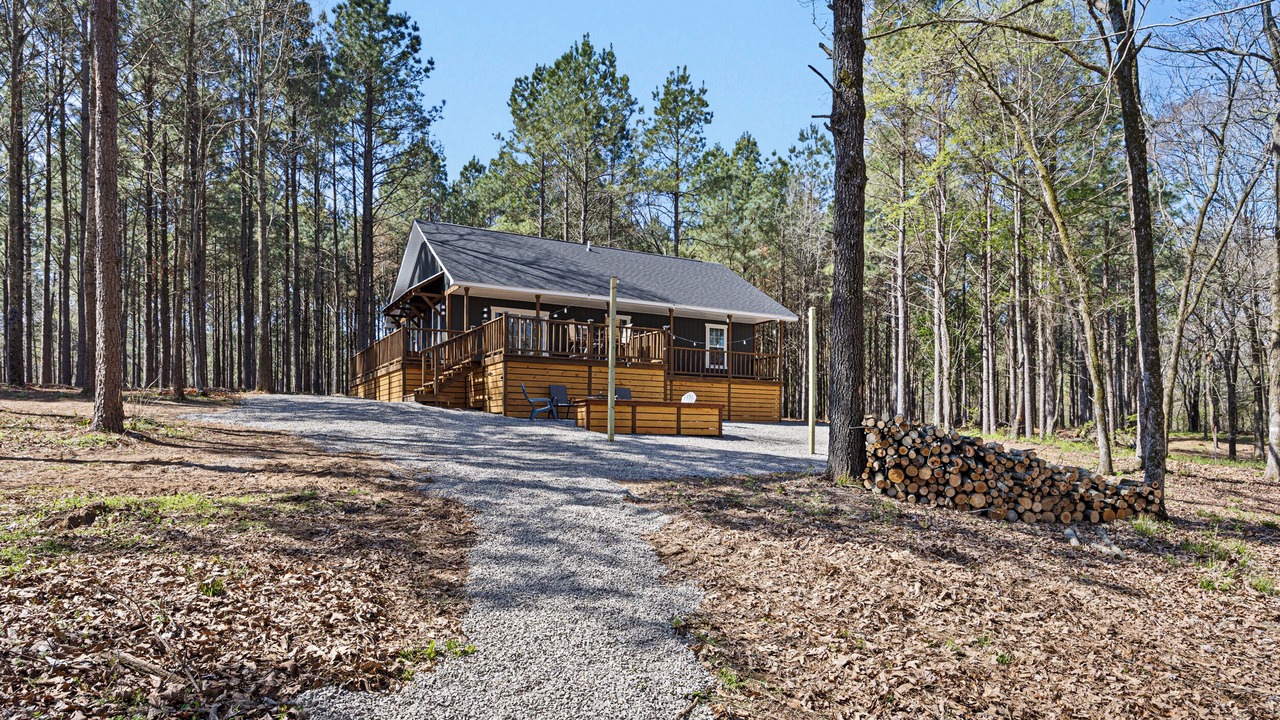 Photo of Outdoor in Clarksville