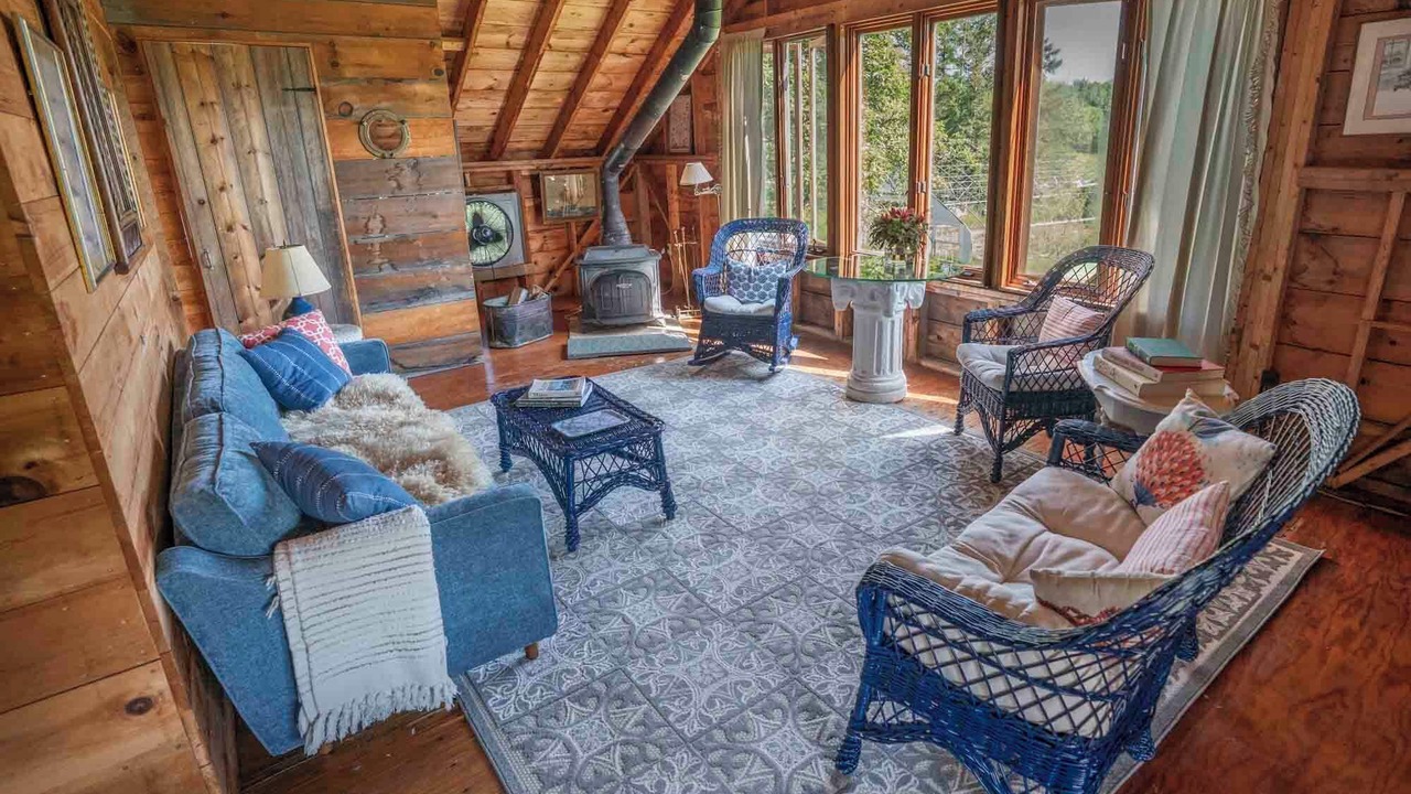 Photo of Livingroom in Brooksville