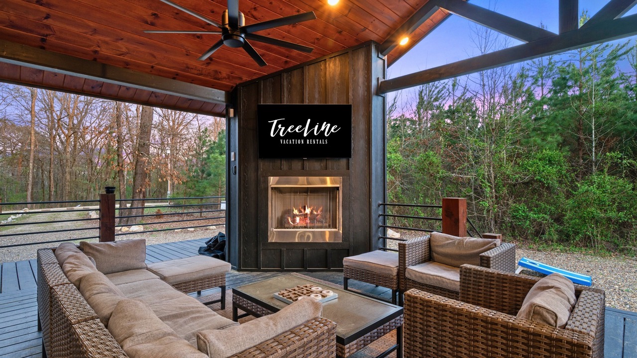 Photo of Livingroom in Broken Bow