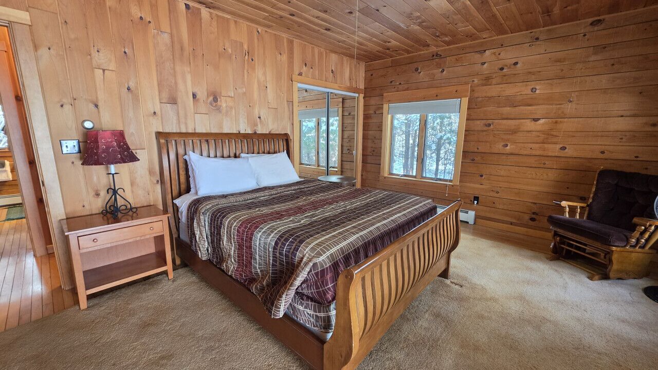 Photo of Bedroom in Greenville Junction