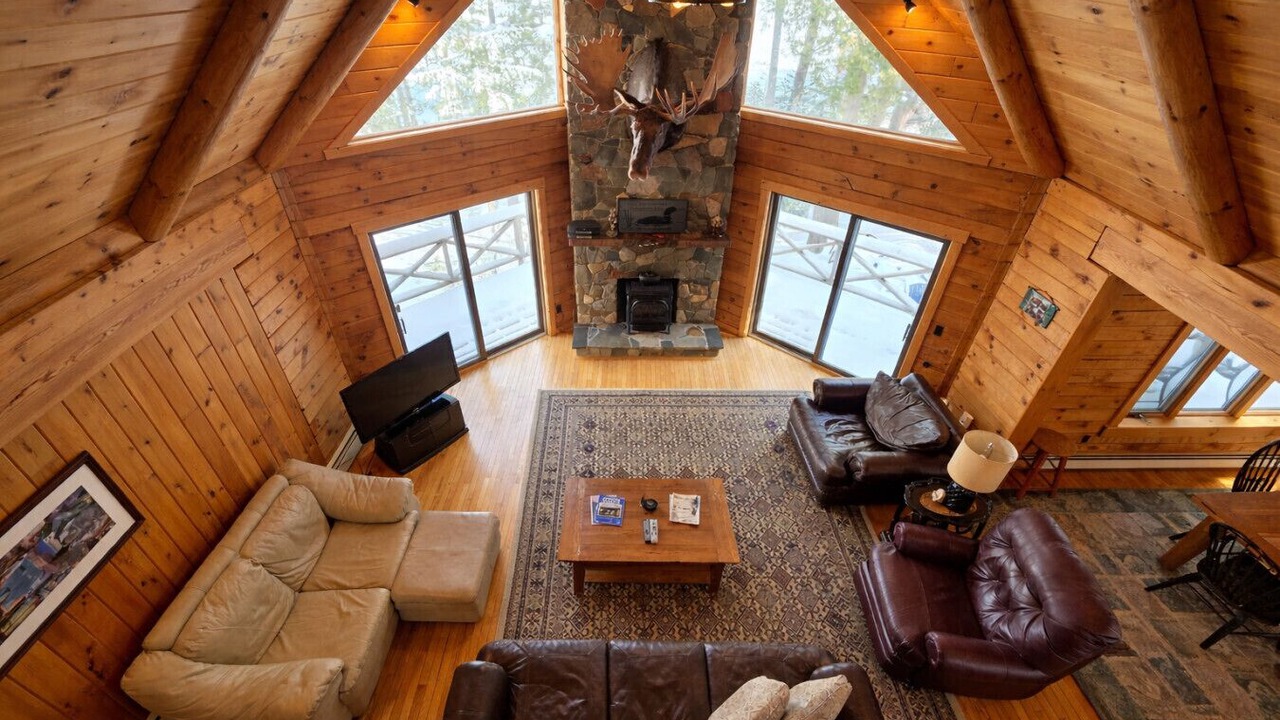 Photo of Livingroom in Greenville Junction