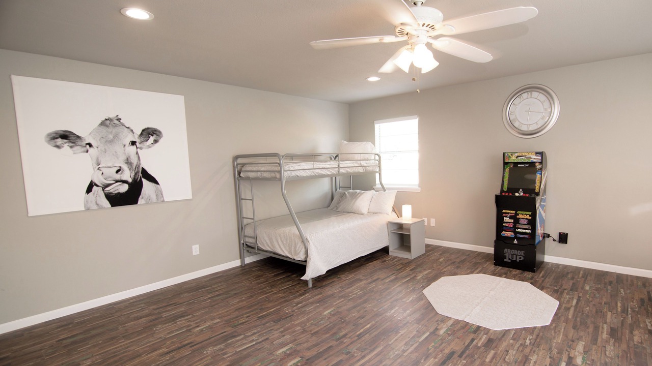 Photo of Bedroom in Grand Prairie