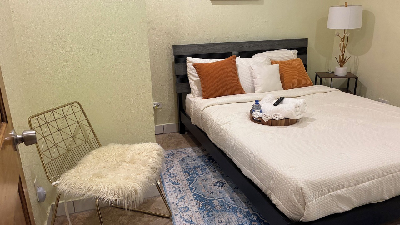 Photo of Bedroom in Davie
