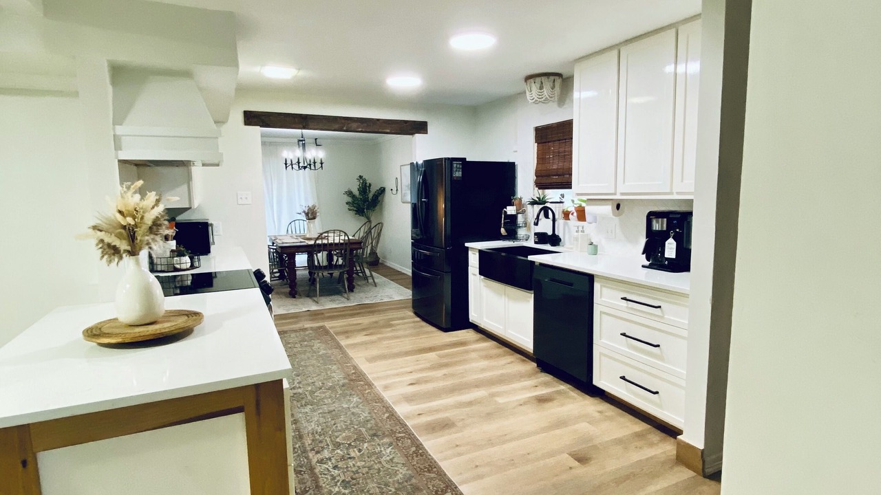 Photo of Kitchen in Alice