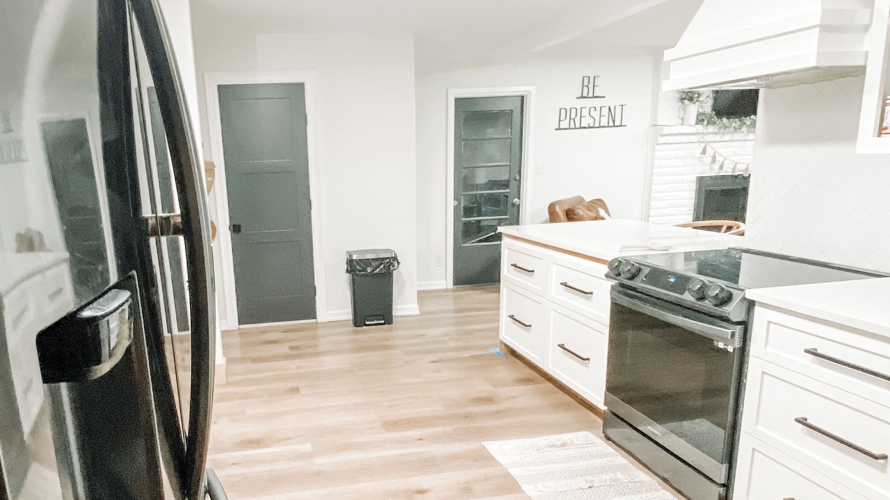 Photo of Kitchen in Alice