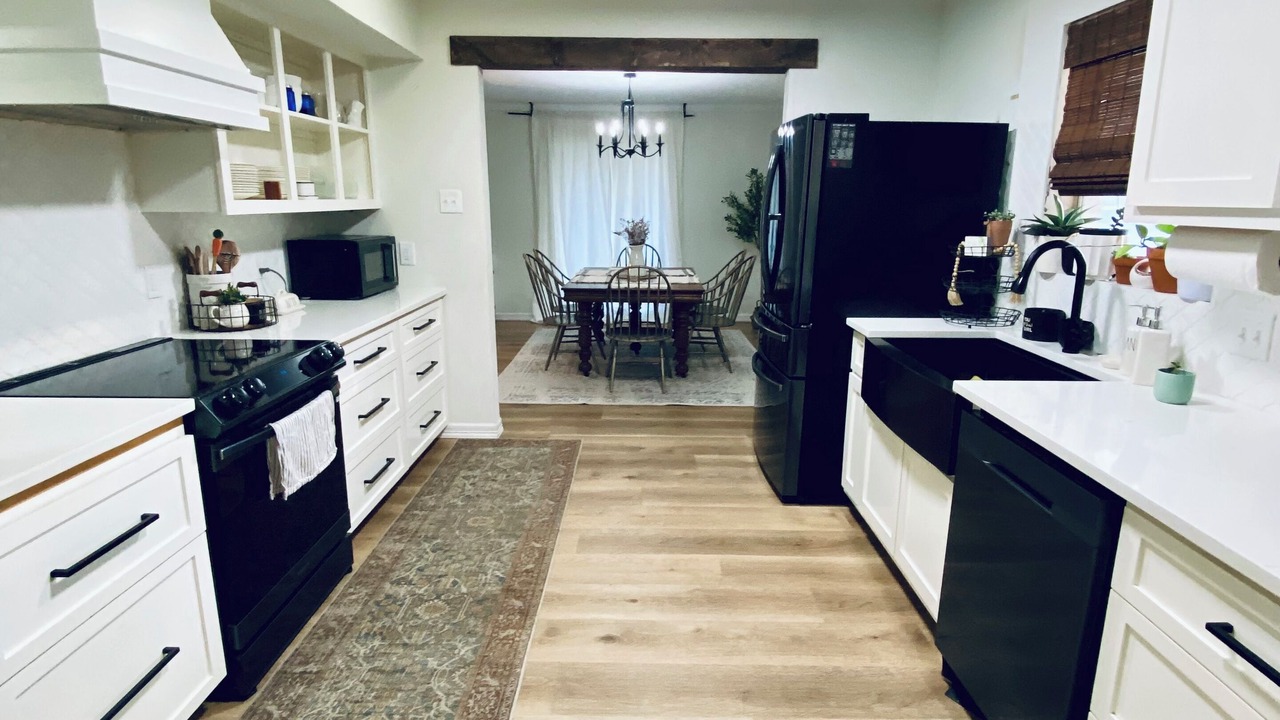 Photo of Kitchen in Alice