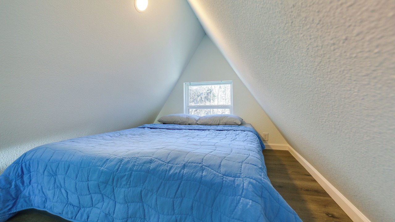 Photo of Bedroom in Wood County