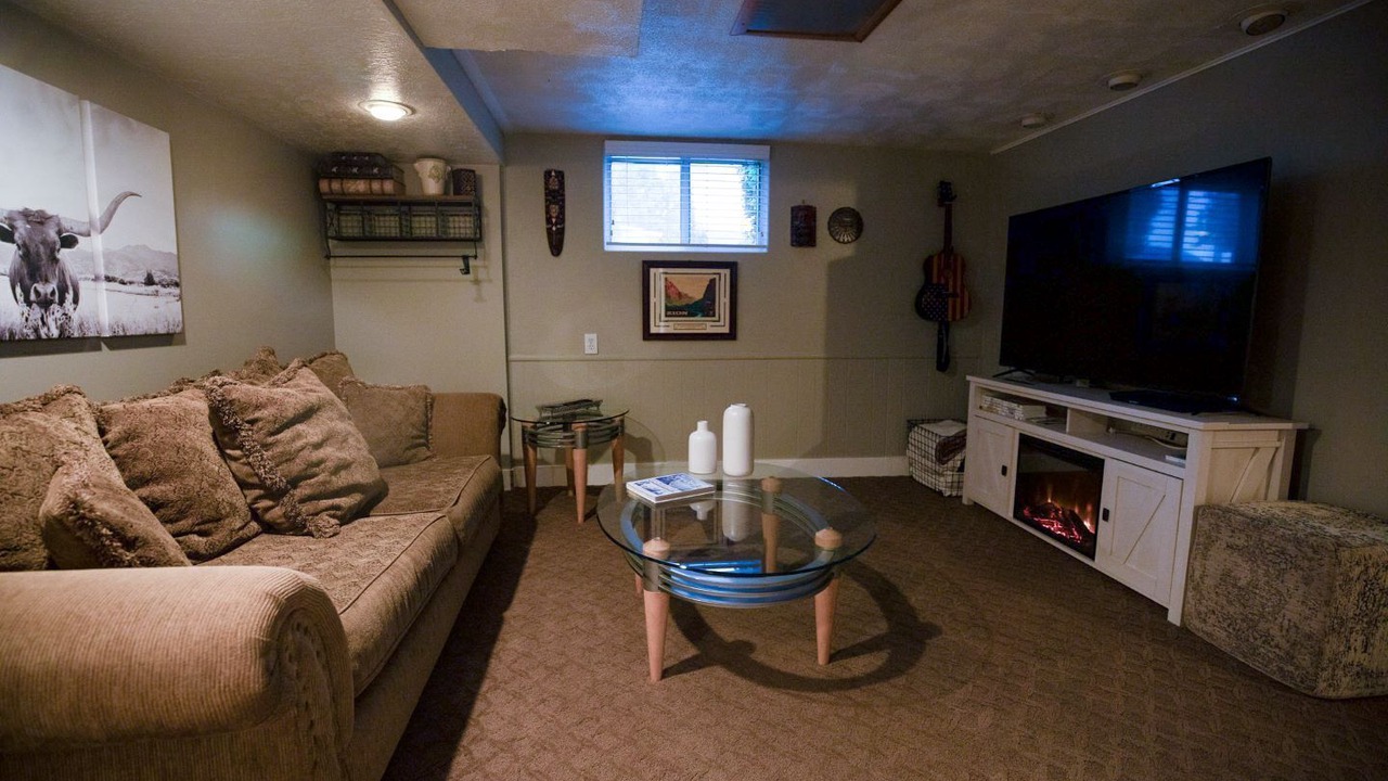 Photo of Livingroom in Murray