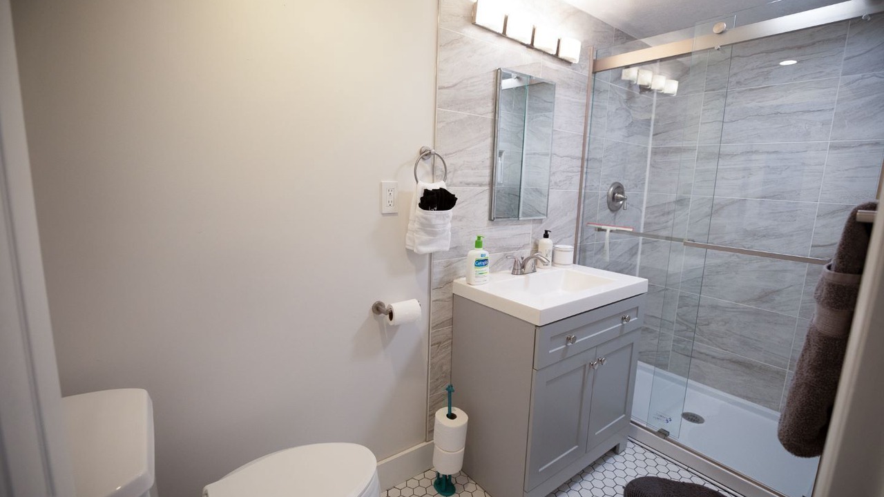 Photo of Bathroom in Murray