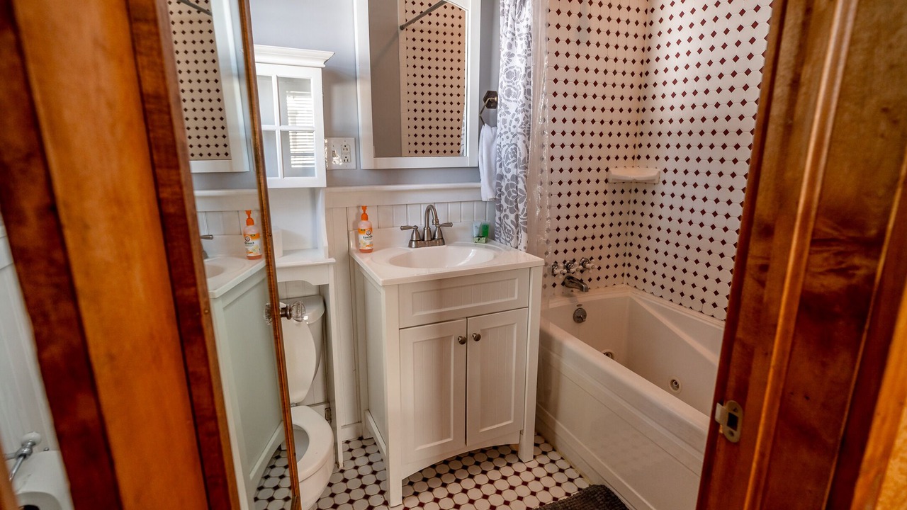 Photo of Bathroom in Schroon Lake