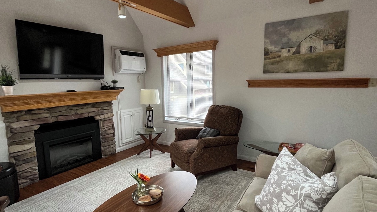 Photo of Livingroom in Clymer