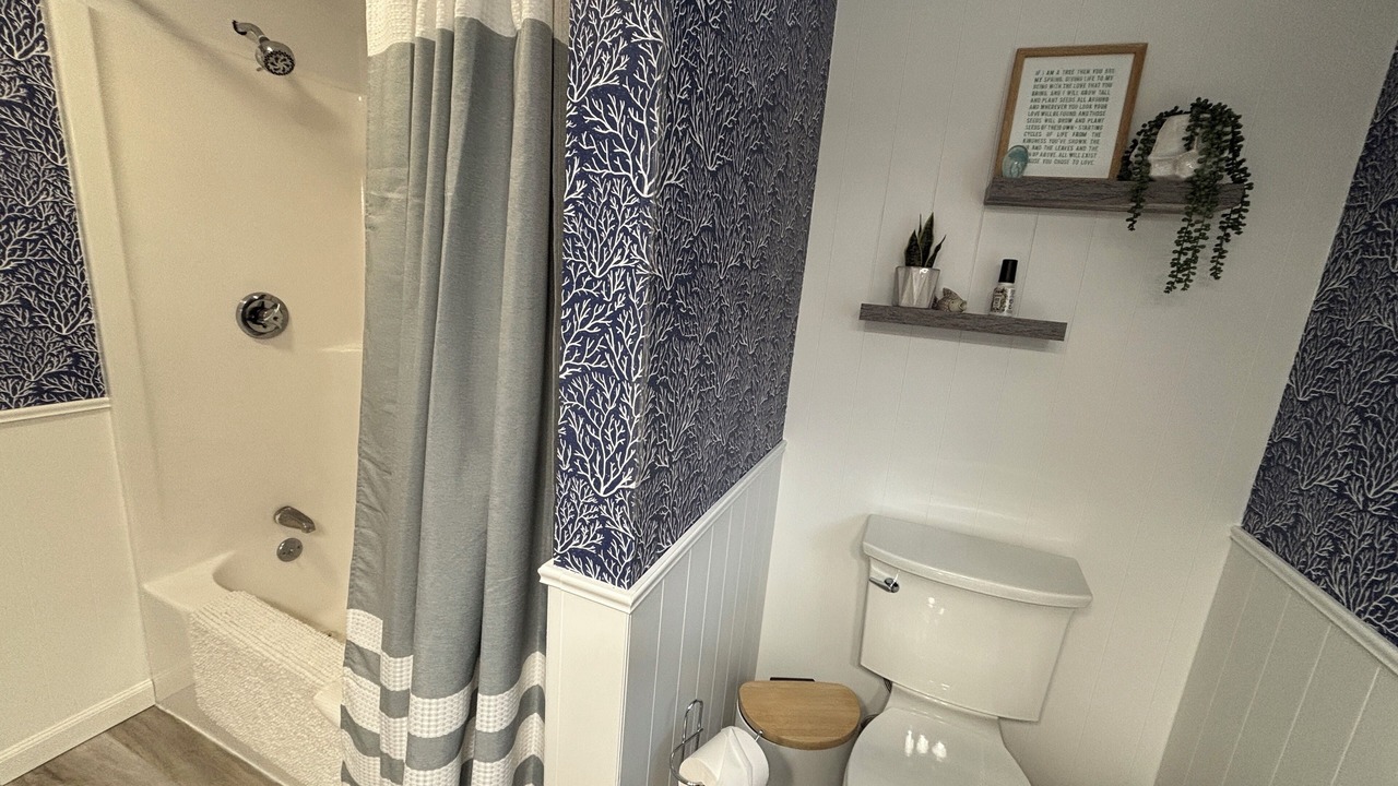 Photo of Bathroom in Seal Cove