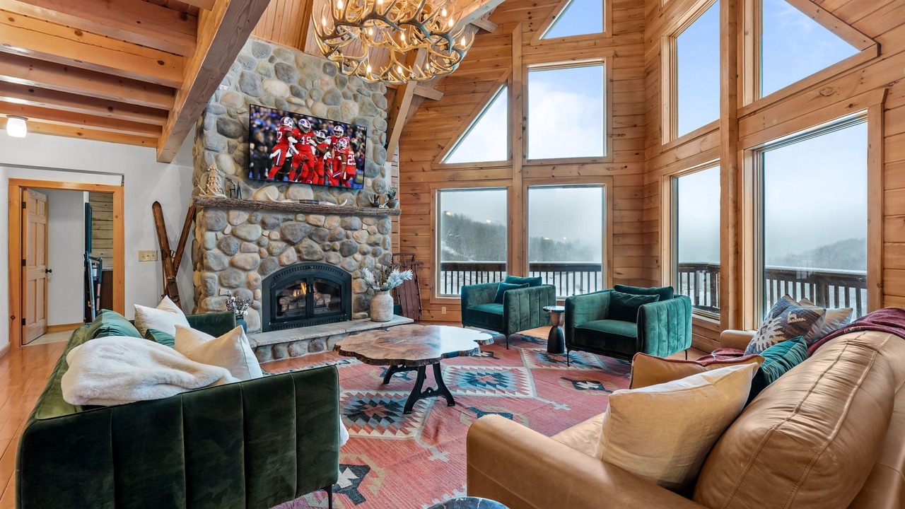 Photo of Livingroom in Ellicottville