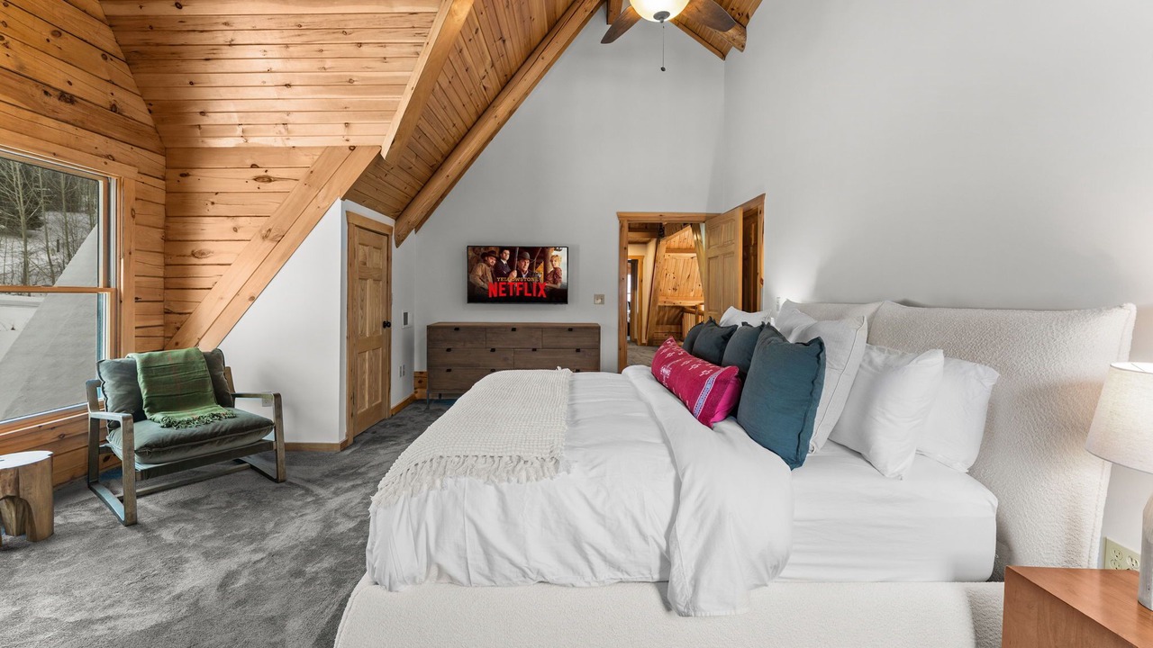 Photo of Bedroom in Ellicottville