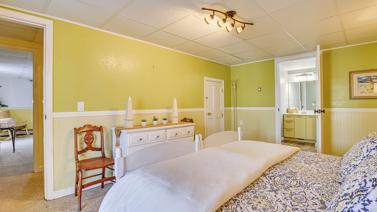 Photo of Bedroom in Greenwood