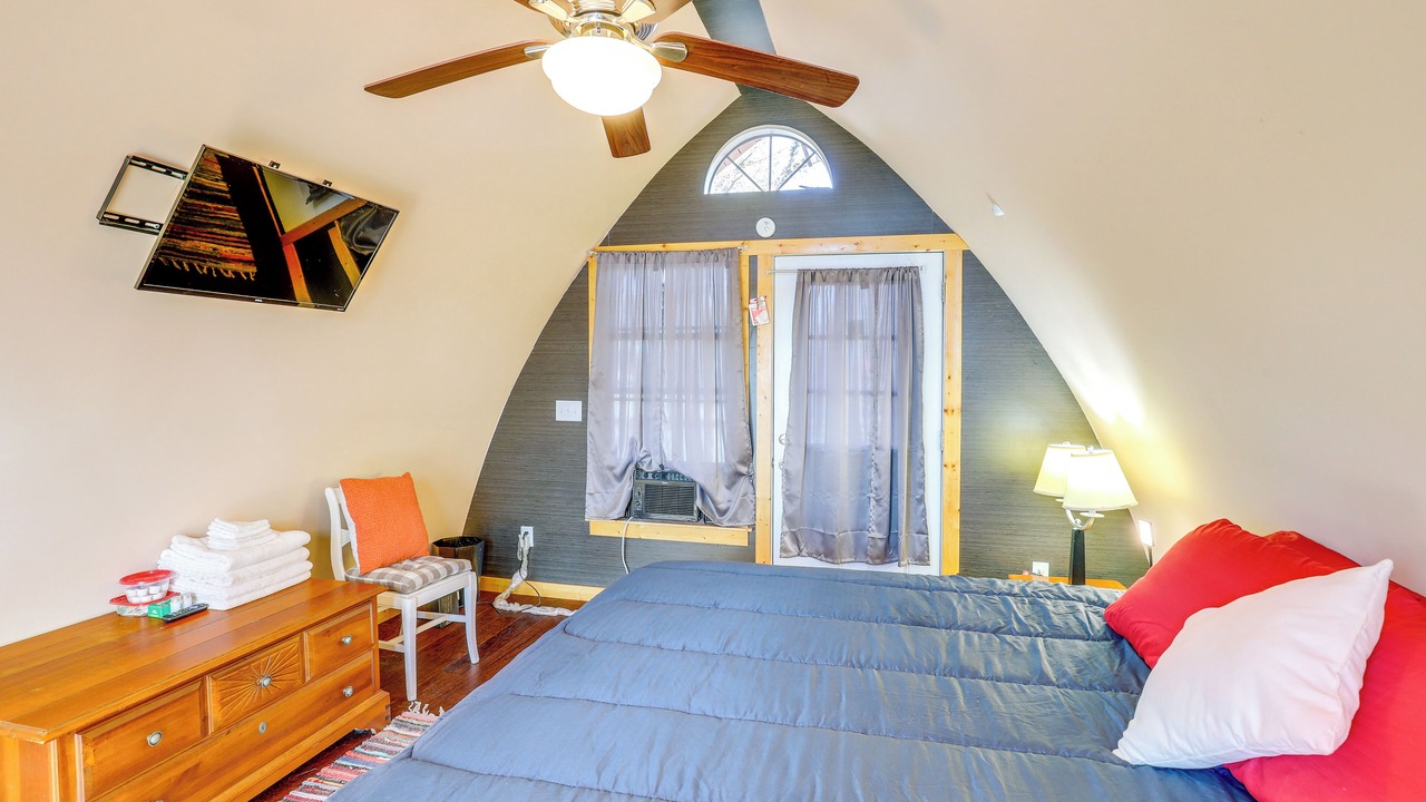 Photo of Bedroom in Mill Spring