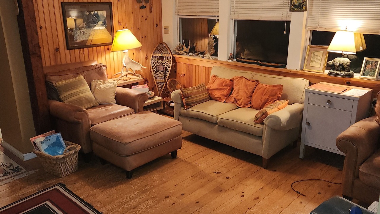 Photo of Livingroom in Northeast Somerset