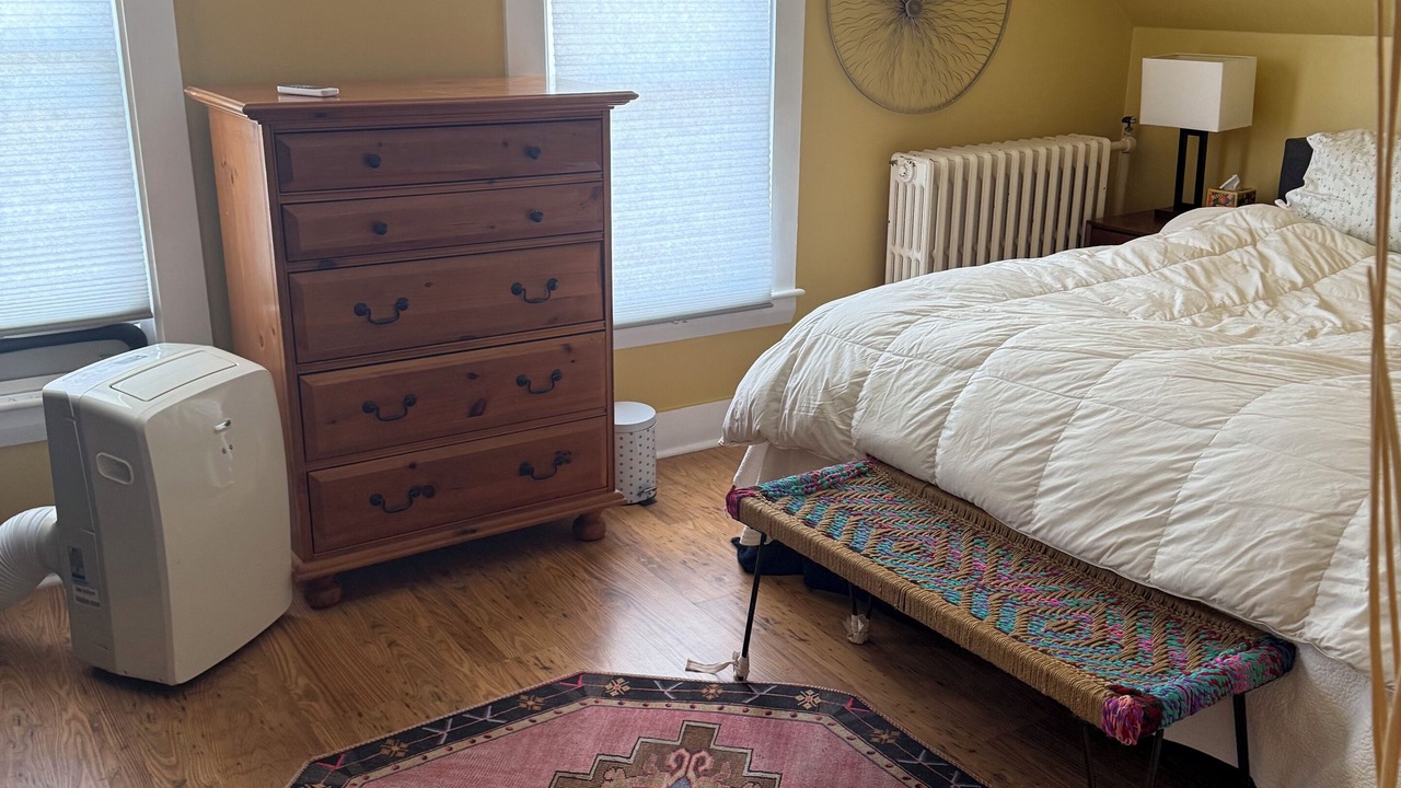 Photo of Bedroom in Westbrook