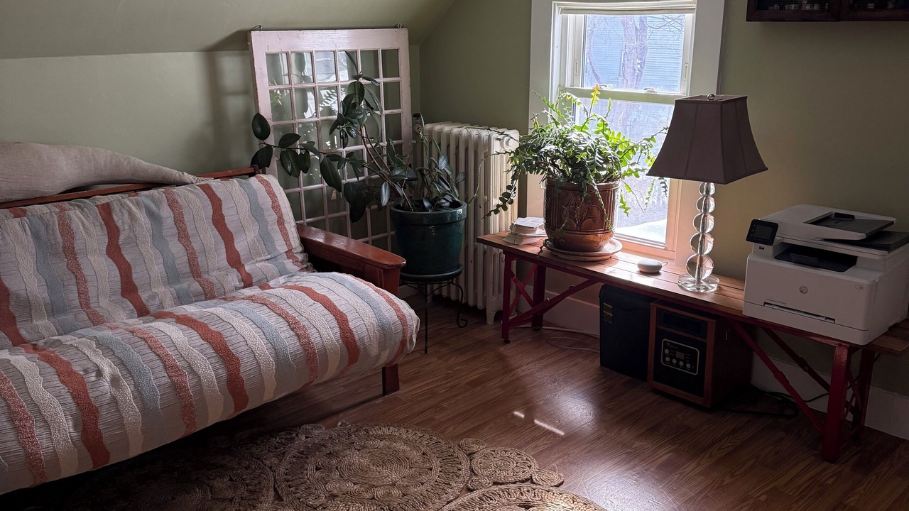 Photo of Livingroom in Westbrook