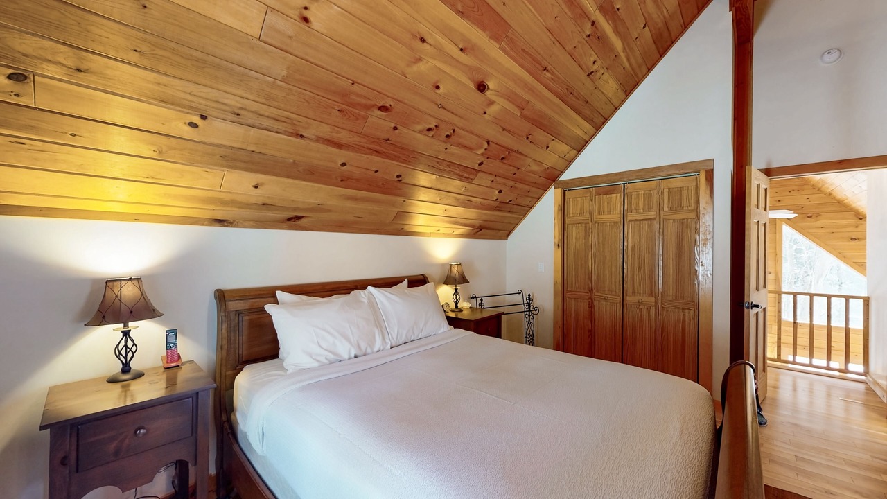 Photo of Bedroom in North Lake George