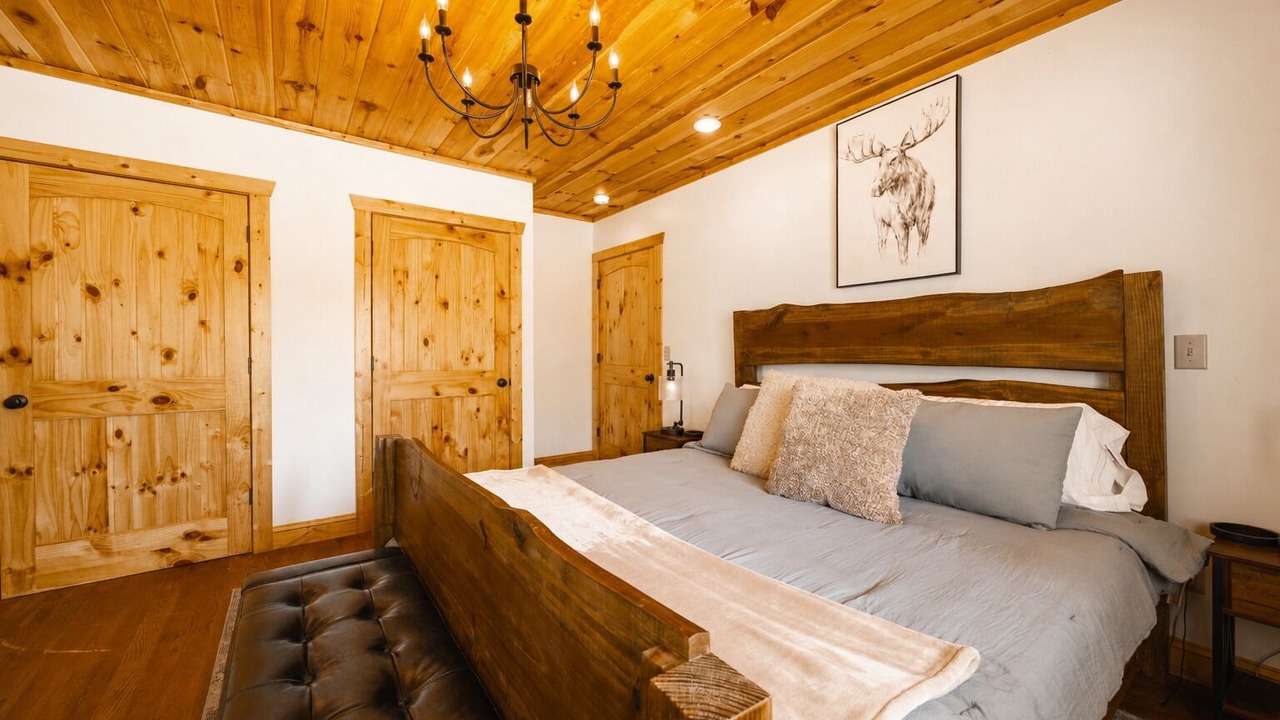 Photo of Bedroom in Ellijay