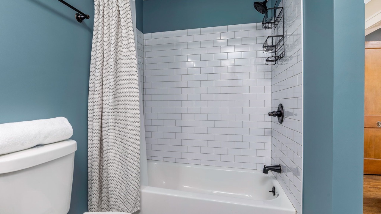 Photo of Bathroom in Central Clintonville