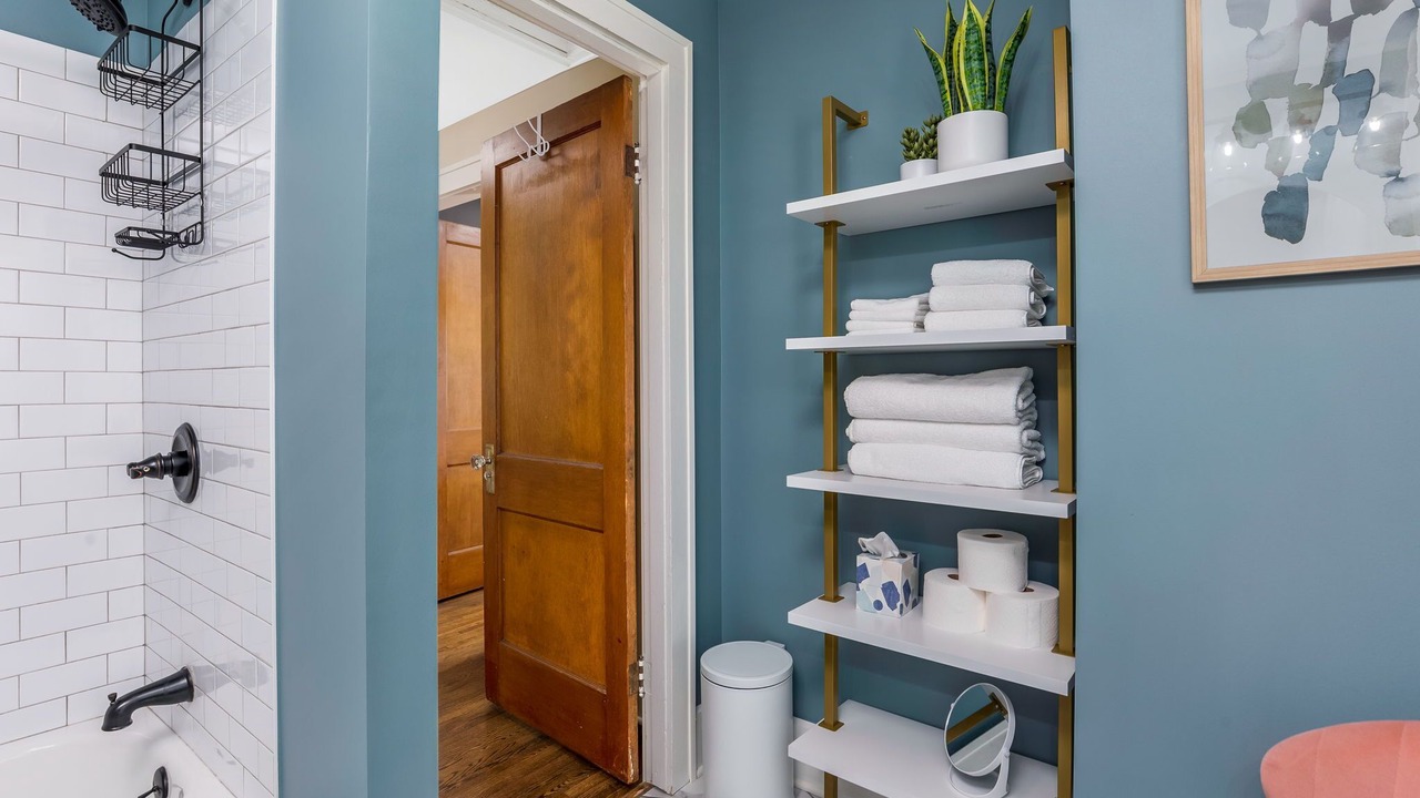 Photo of Bathroom in Central Clintonville