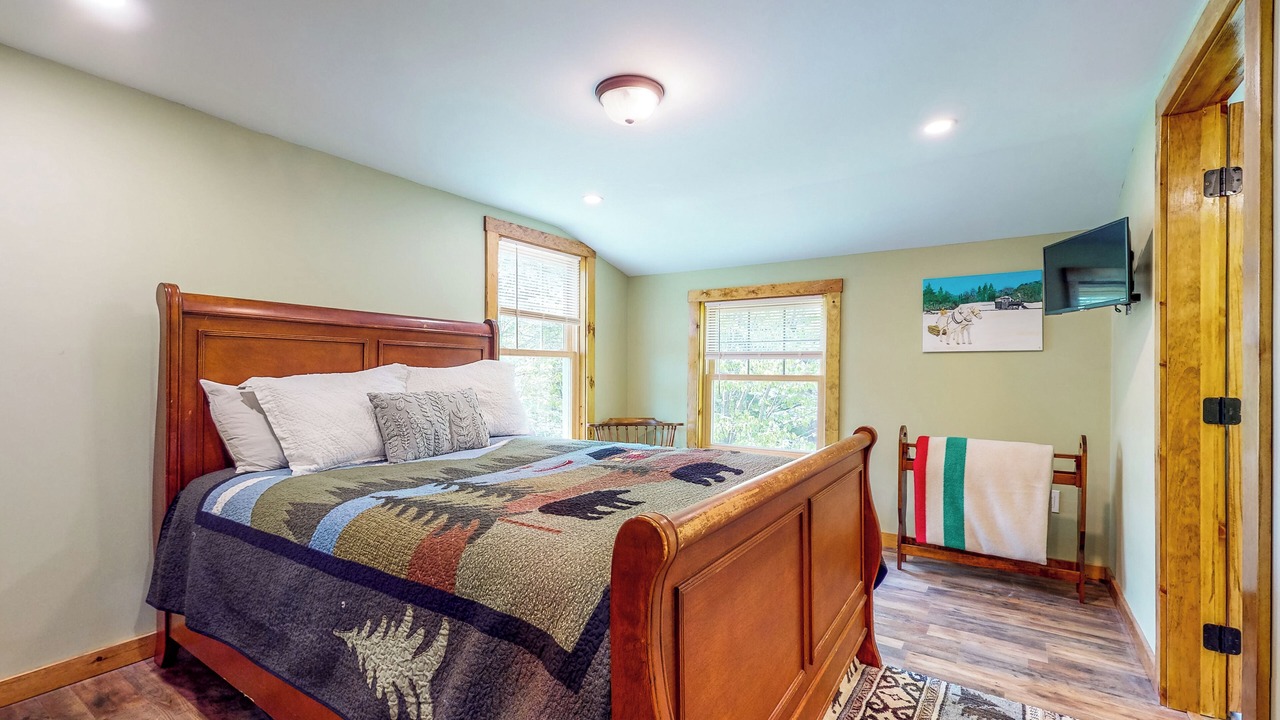 Photo of Bedroom in Roxbury