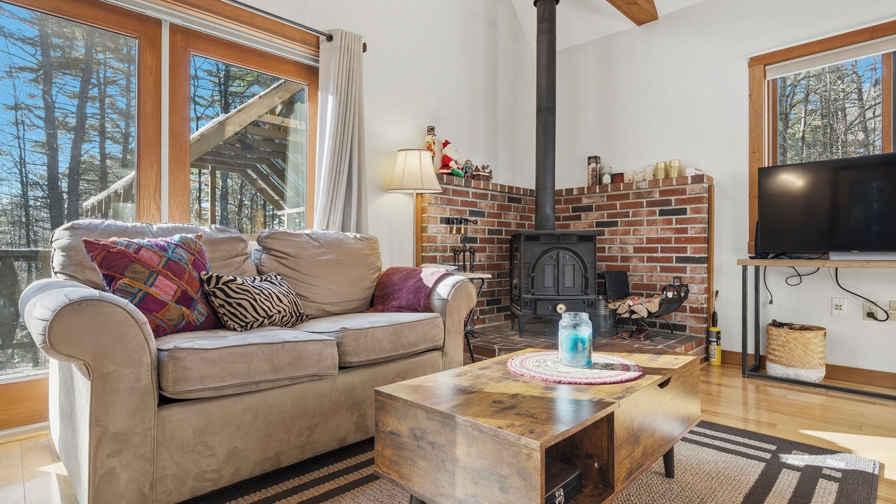 Photo of Livingroom in Bridgton