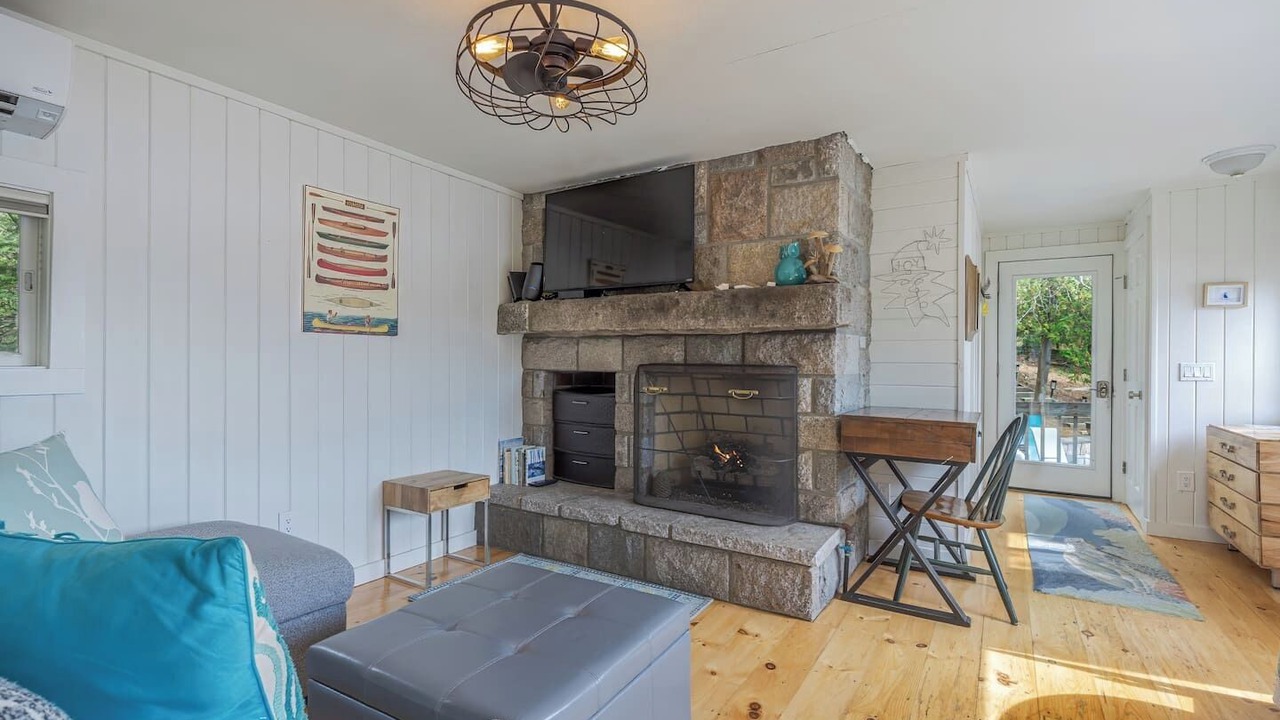 Photo of Livingroom in Mount Desert