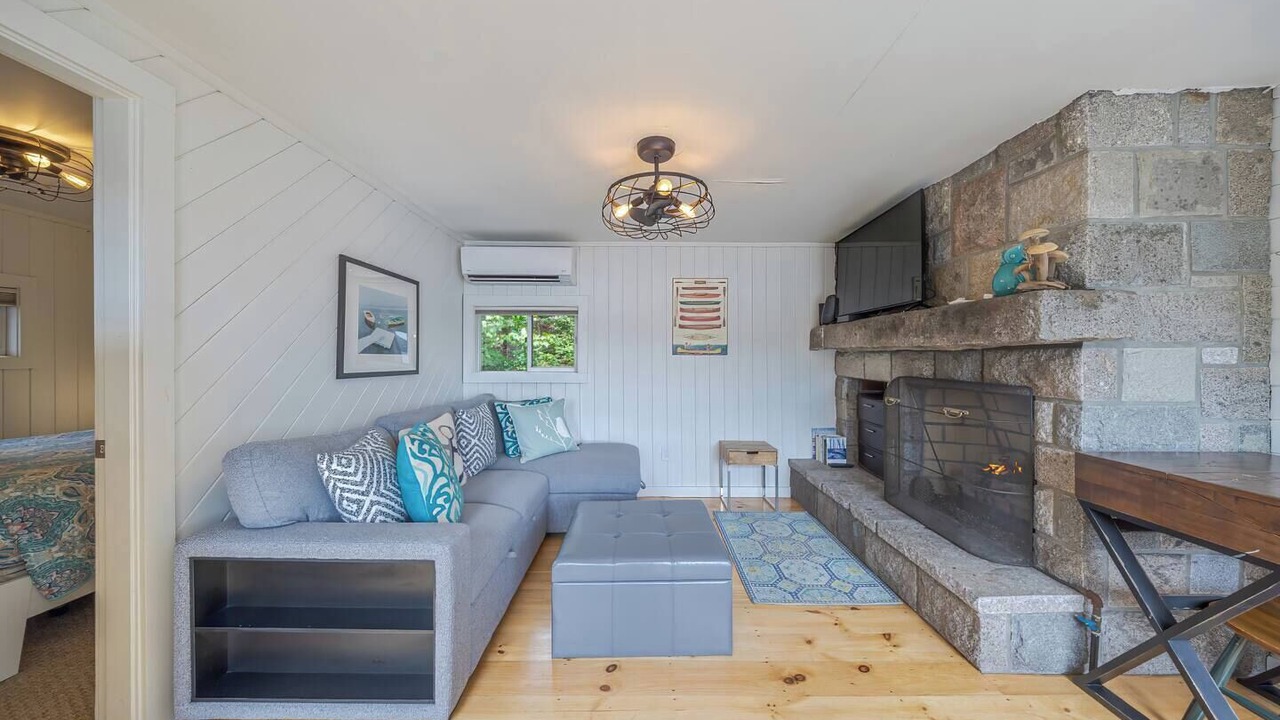 Photo of Livingroom in Mount Desert