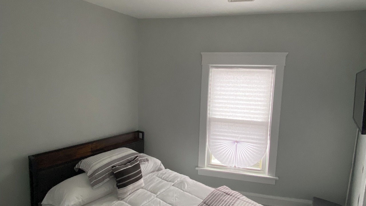 Photo of Bedroom in Akron