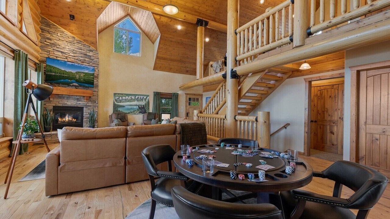 Photo of Bedroom in Cherimoya Hill