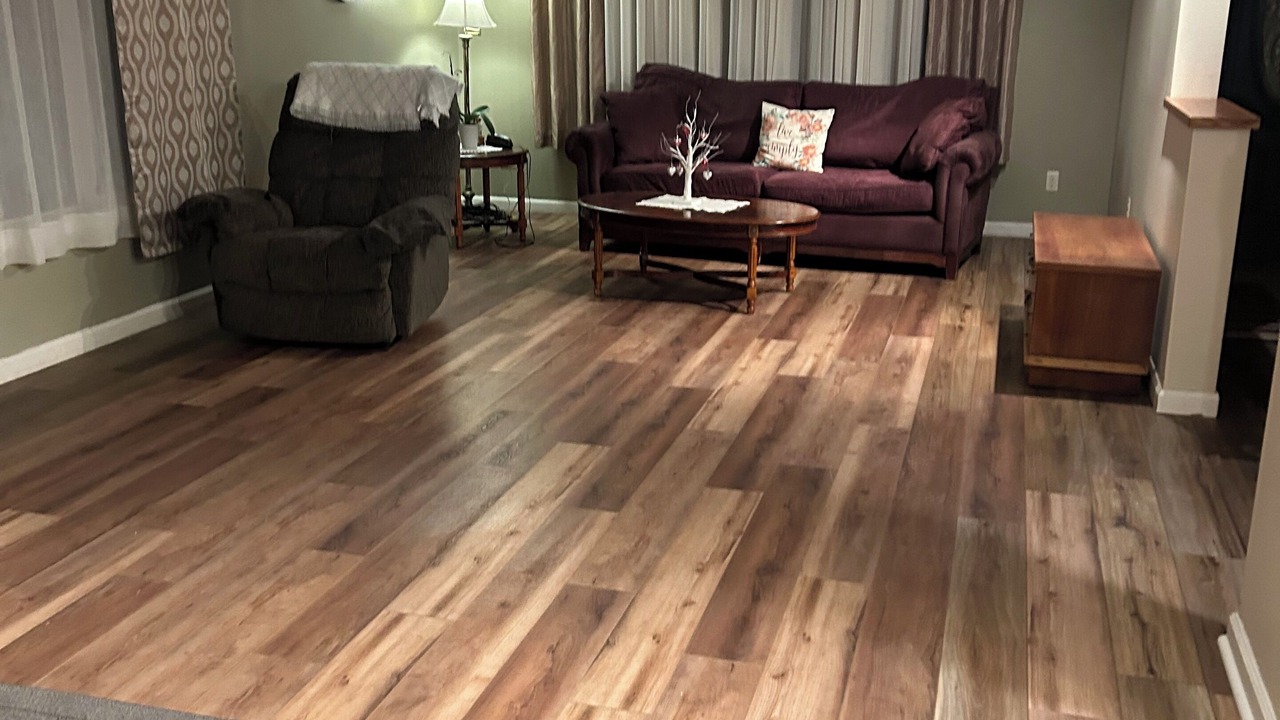 Photo of Livingroom in Warren