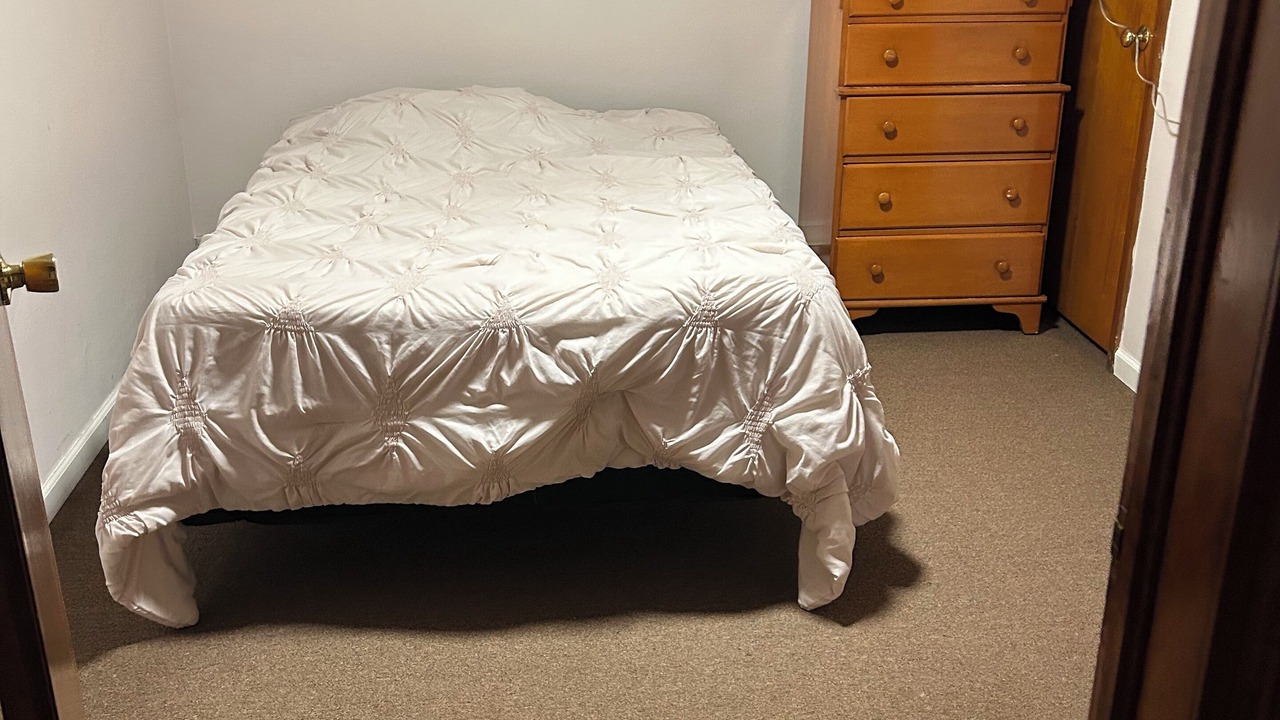 Photo of Bedroom in Warren