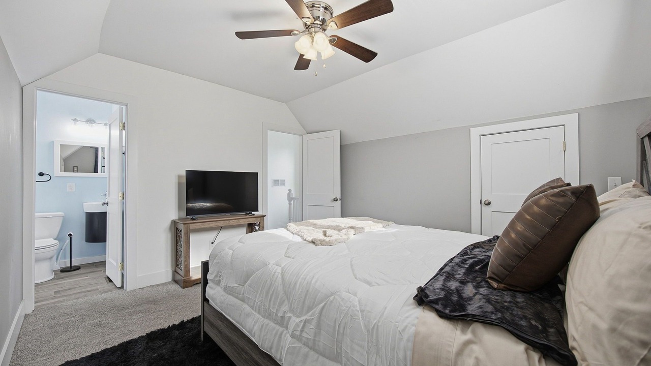 Photo of Bedroom in Near East Columbus