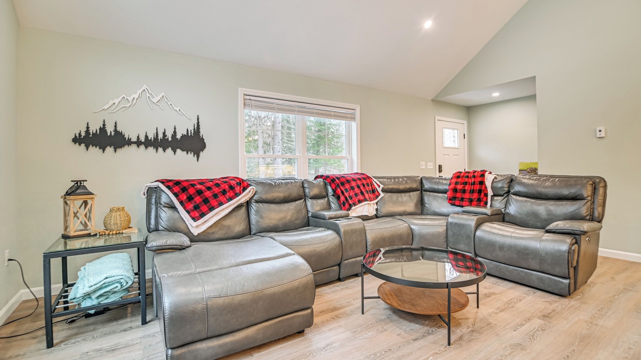 Photo of Livingroom in West Bridgton