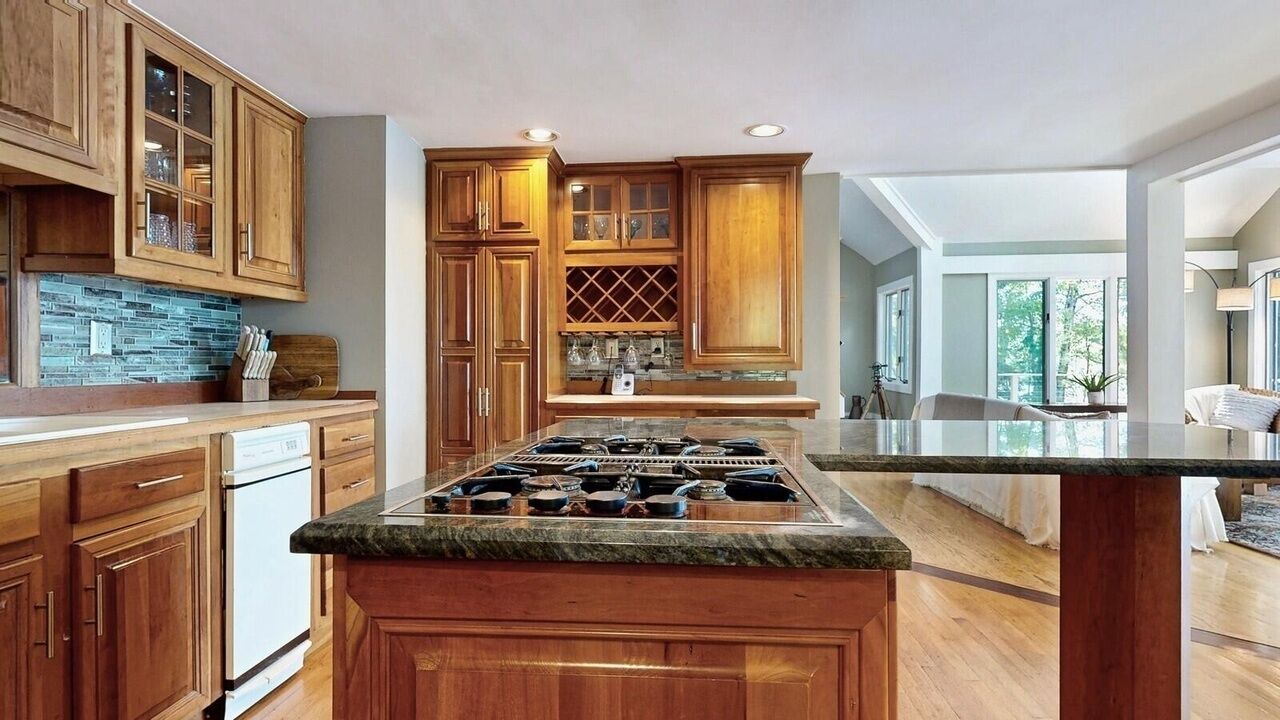 Photo of Kitchen in Center Lovell