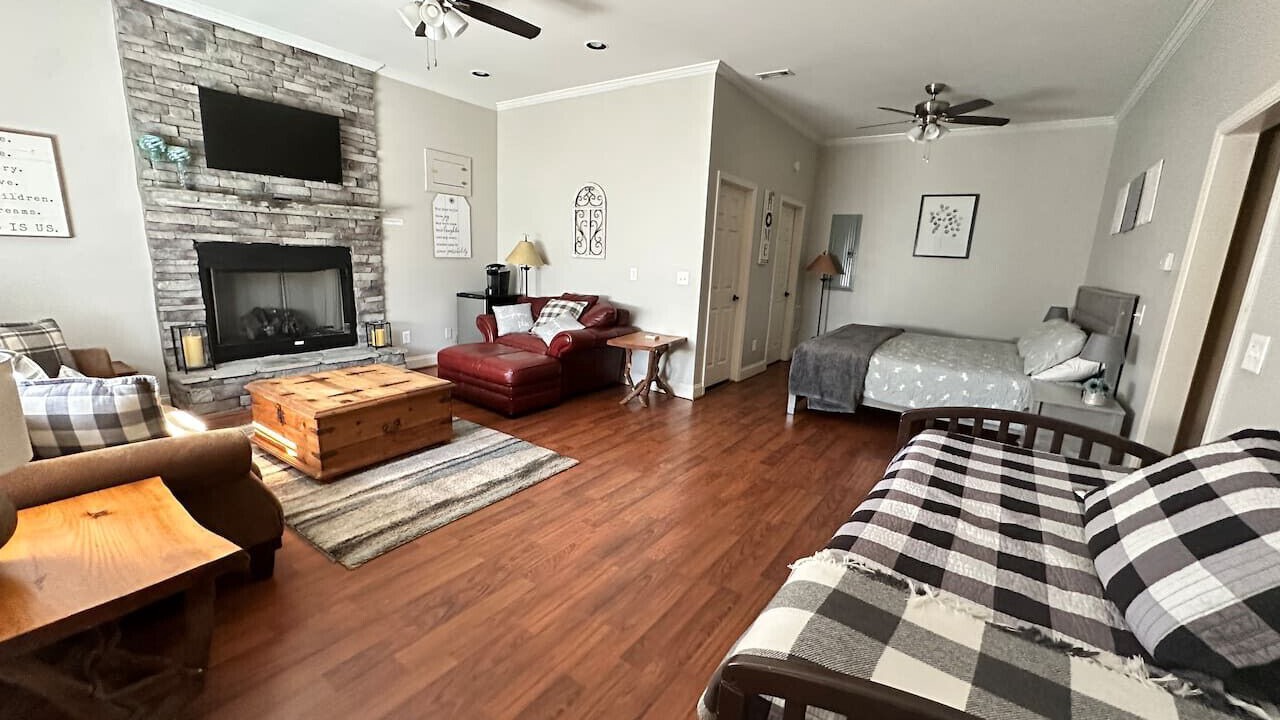 Photo of Bedroom in Dahlonega