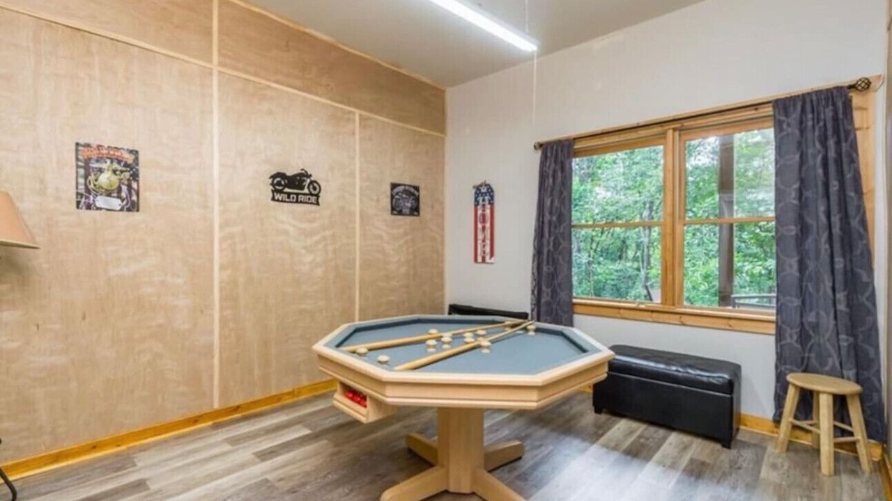 Photo of Bedroom in Dahlonega