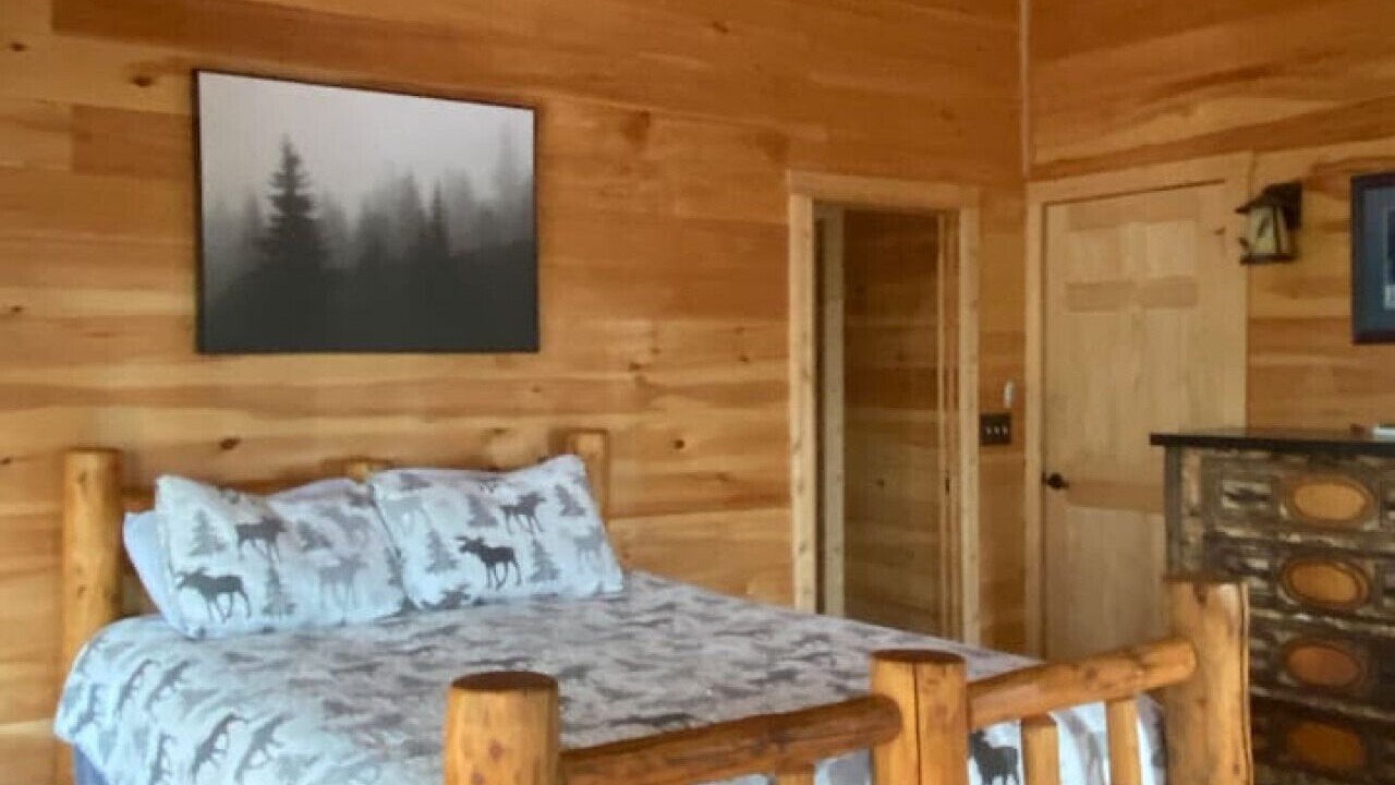 Photo of Bedroom in Dahlonega
