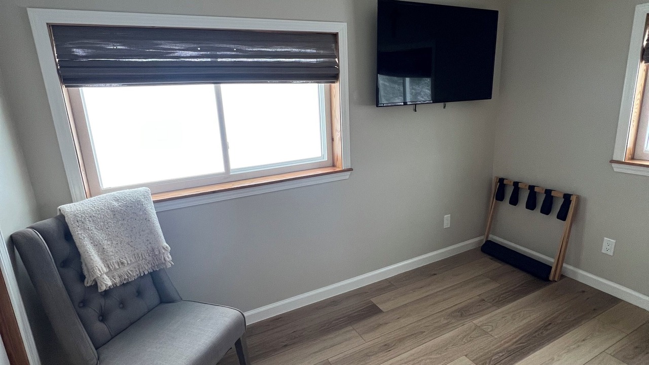 Photo of Livingroom in Farmersville Station