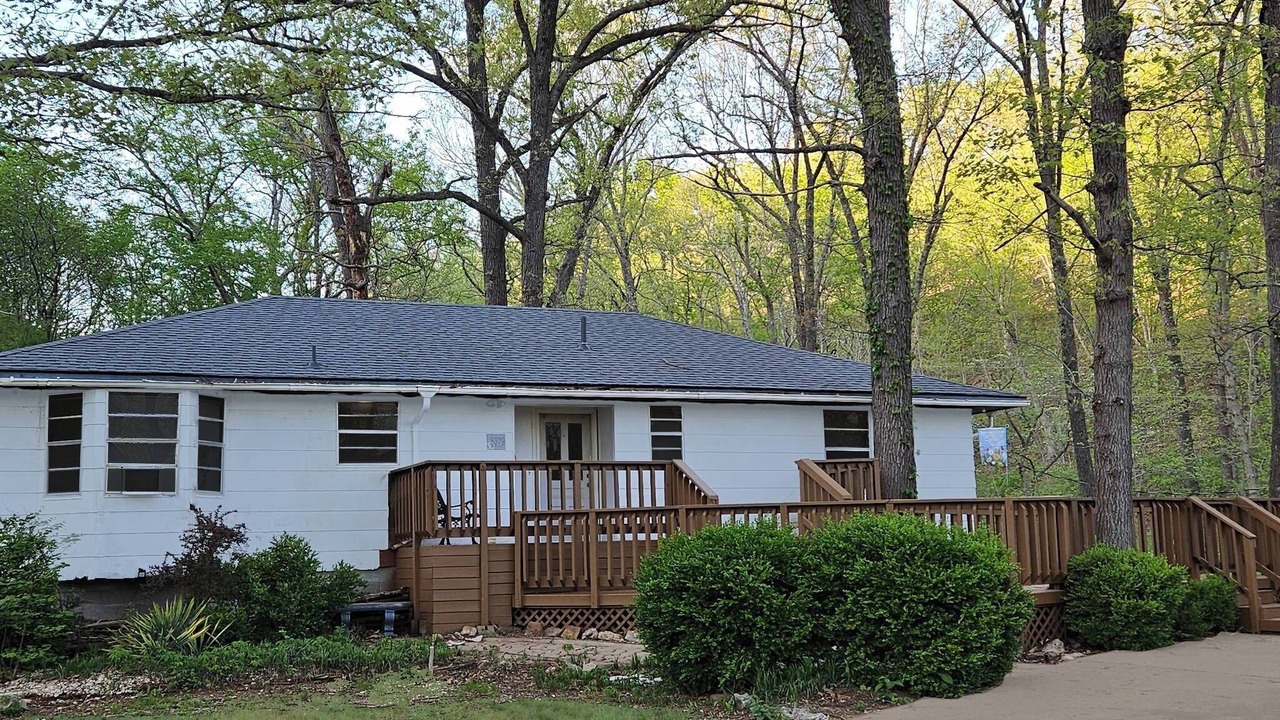 Photo of Outdoor in Moodys