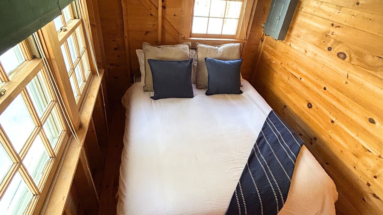 Photo of Bedroom in Woolwich