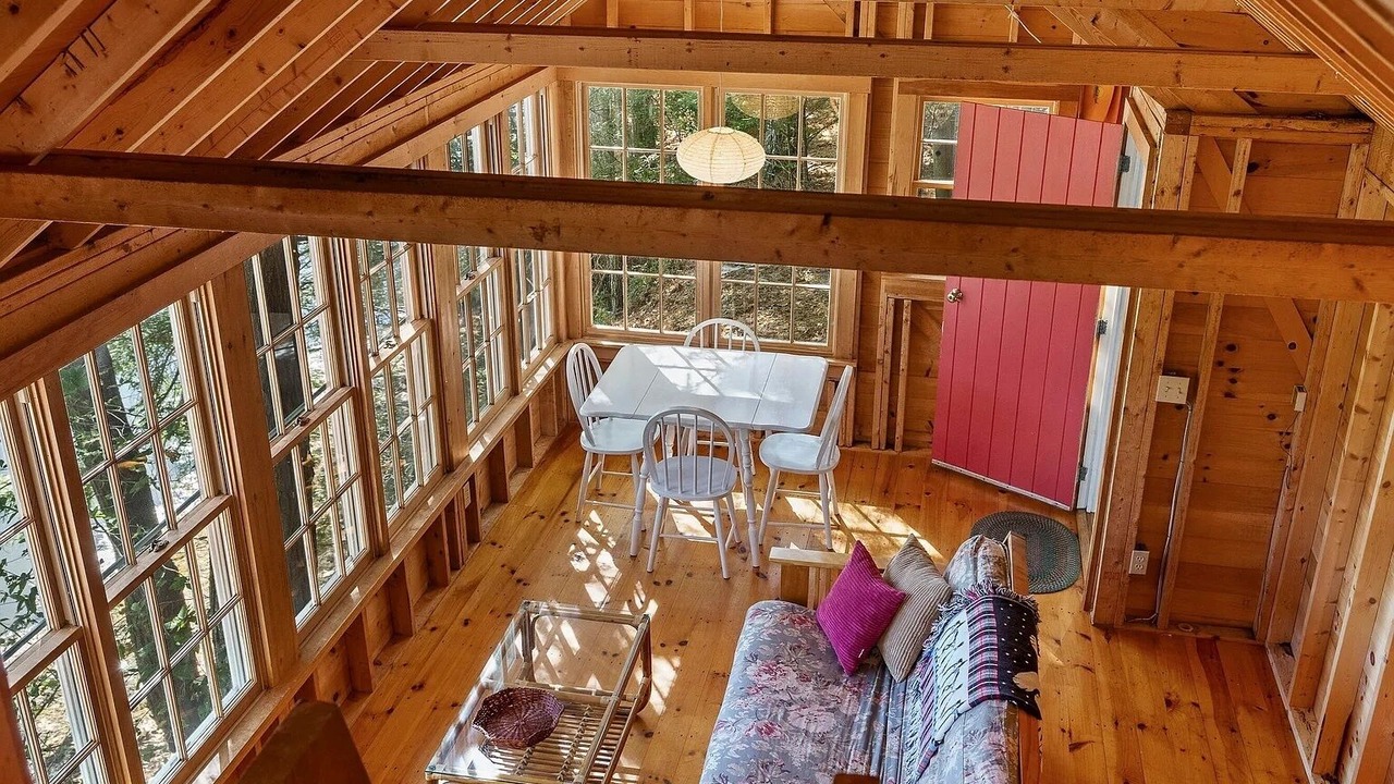 Photo of Livingroom in Woolwich
