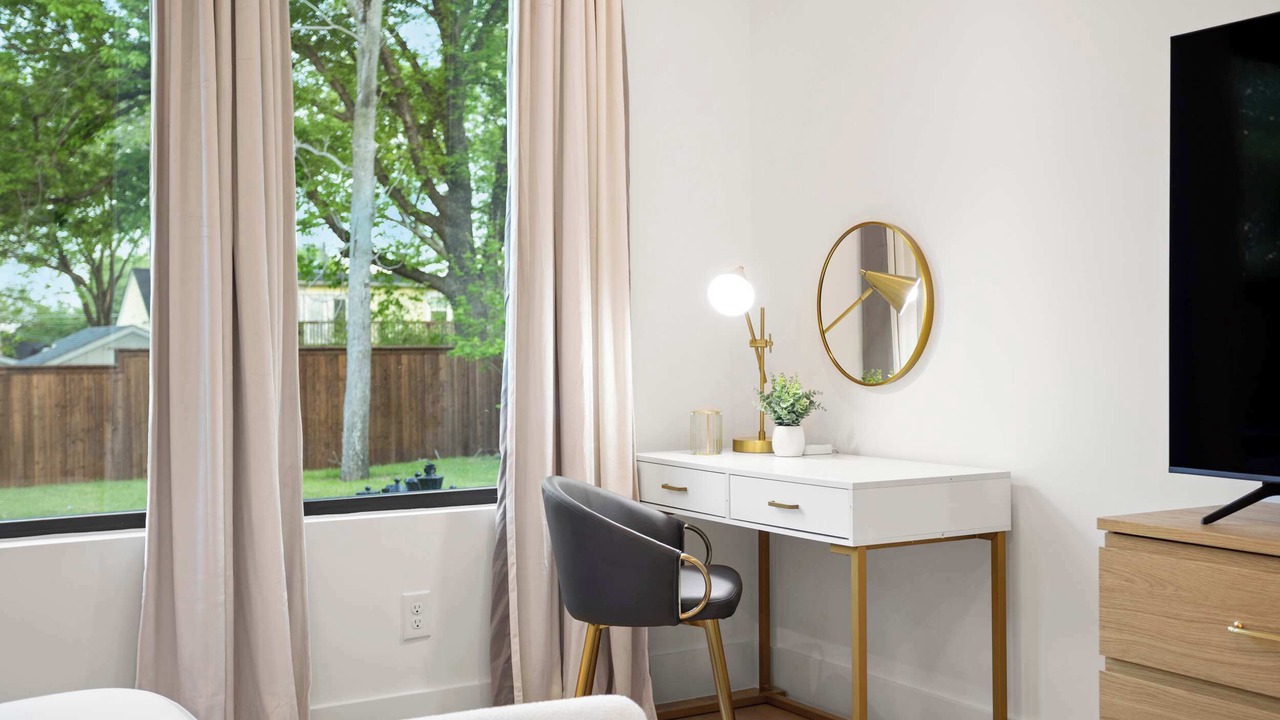 Photo of Bedroom in Little Forest Hills