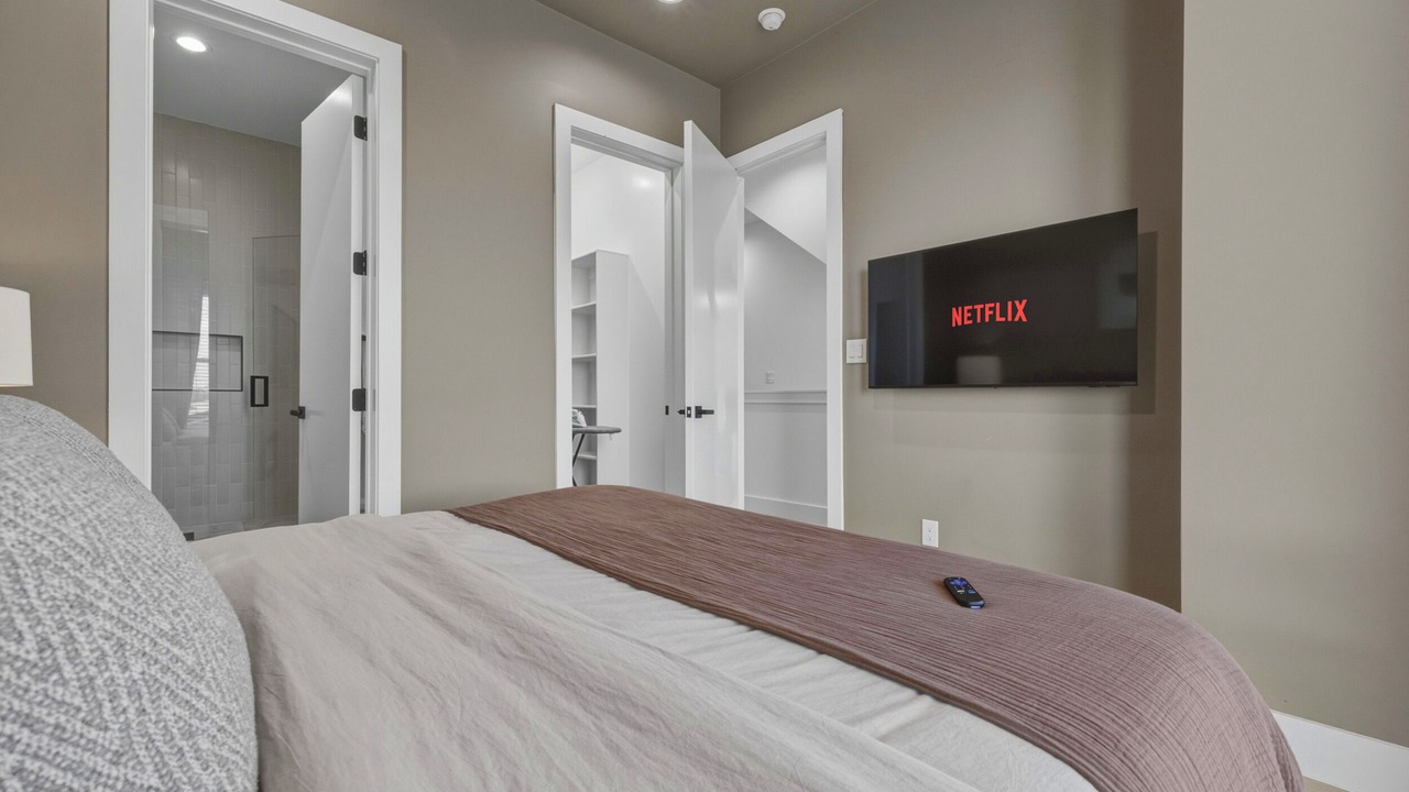 Photo of Bedroom in Oak Cliff