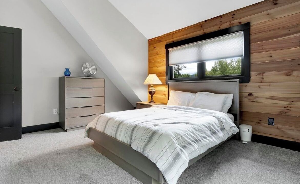 Photo of Bedroom in Bethel