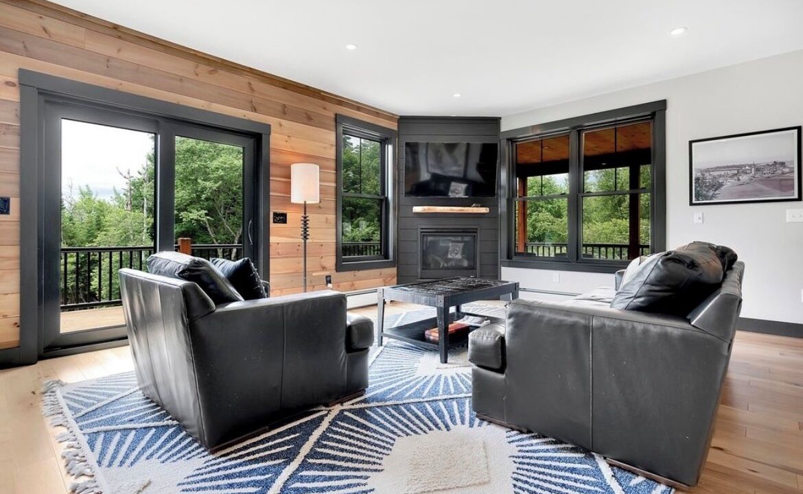 Photo of Livingroom in Bethel