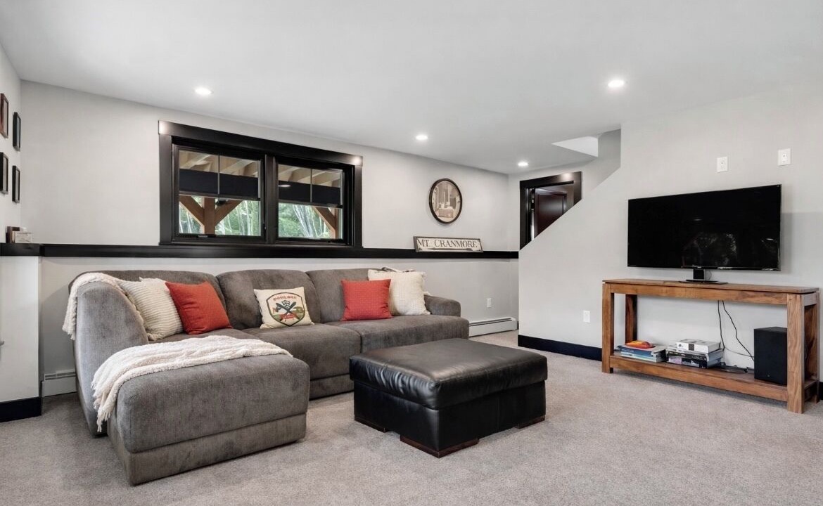 Photo of Livingroom in Bethel